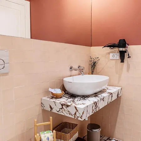 La Lu Cozy 2 Bed and breakfast
